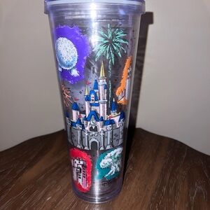 Starbucks Walt Disney World Tumbler parks - no straw